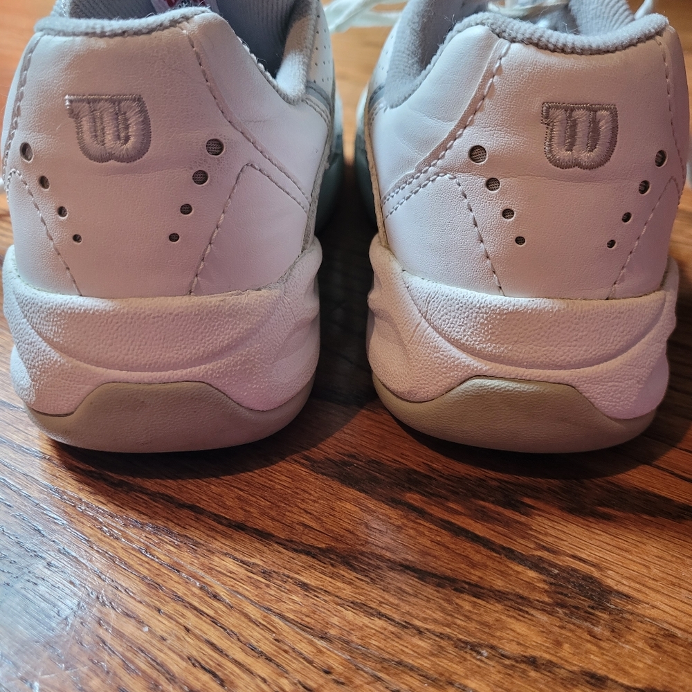 Wilson tennis shoes - Picture 4 of 4